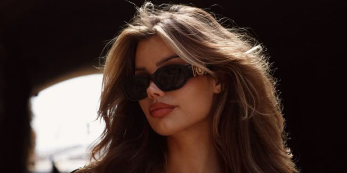 Versace 4361 GB1/87 Medusa Biggie Sunglasses - As Seen On Sabrina Carpenter & Kim Kardashian