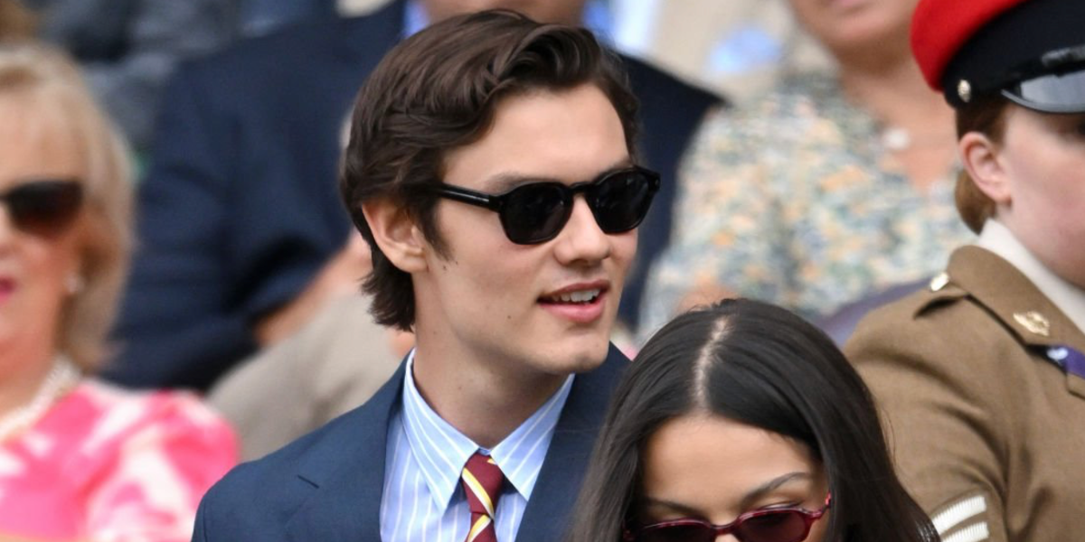 Prada PR A16S 16K731 - As Seen On Louis Partridge & Jaafar Jackson