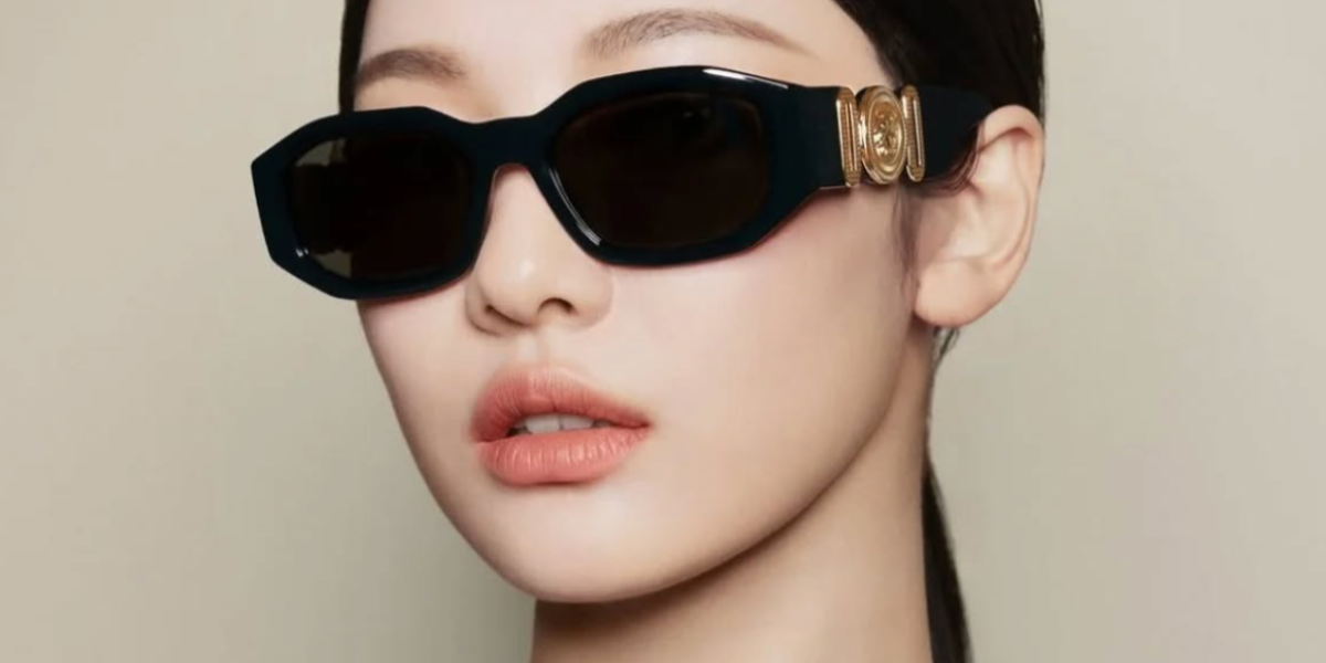 Versace 4361 GB1/87 Medusa Biggie Sunglasses - As Seen On Sabrina Carpenter & Kim Kardashian