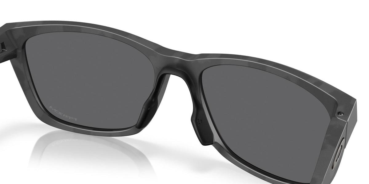 Oakley Paracord OO9506D