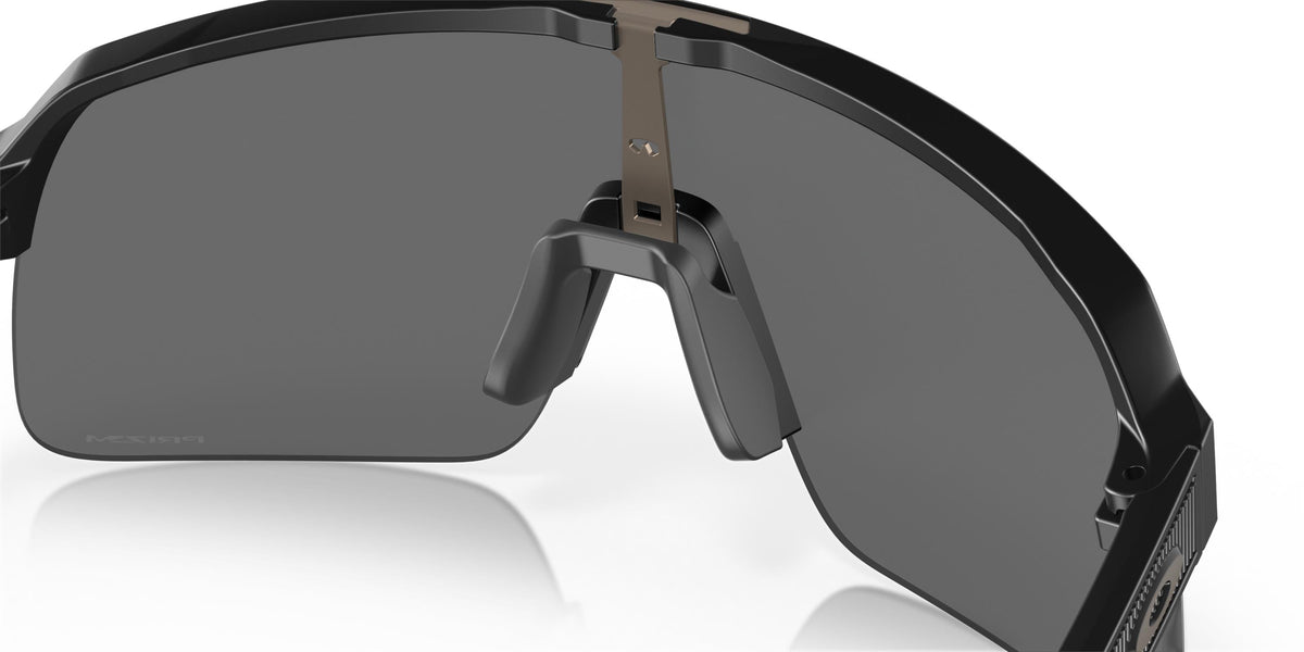 Oakley Sutro Lite OO9463