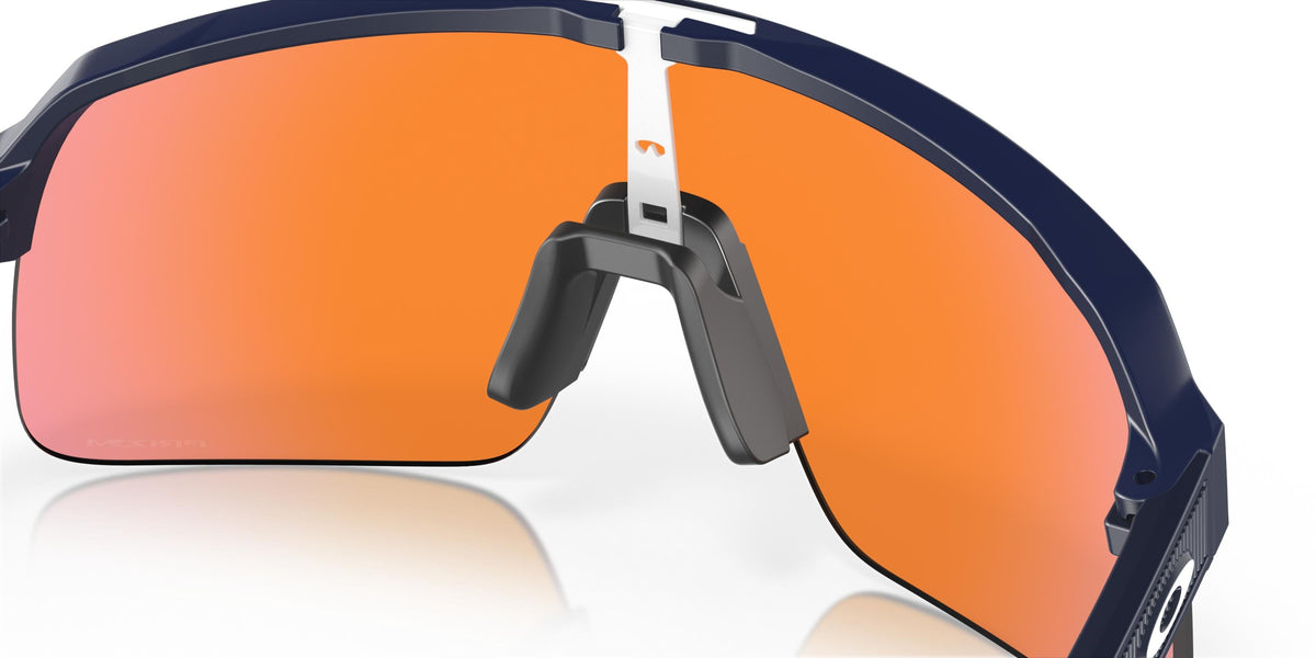 Oakley Sutro Lite OO9463