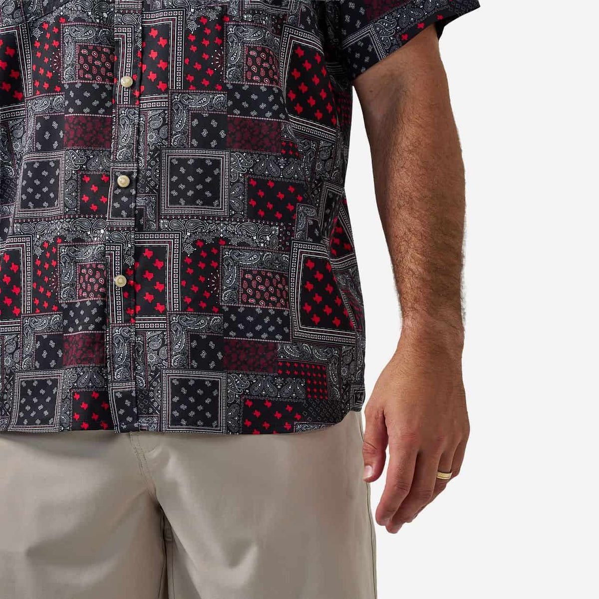 Performance Western Shirt - Texas Paisley - Black and Red