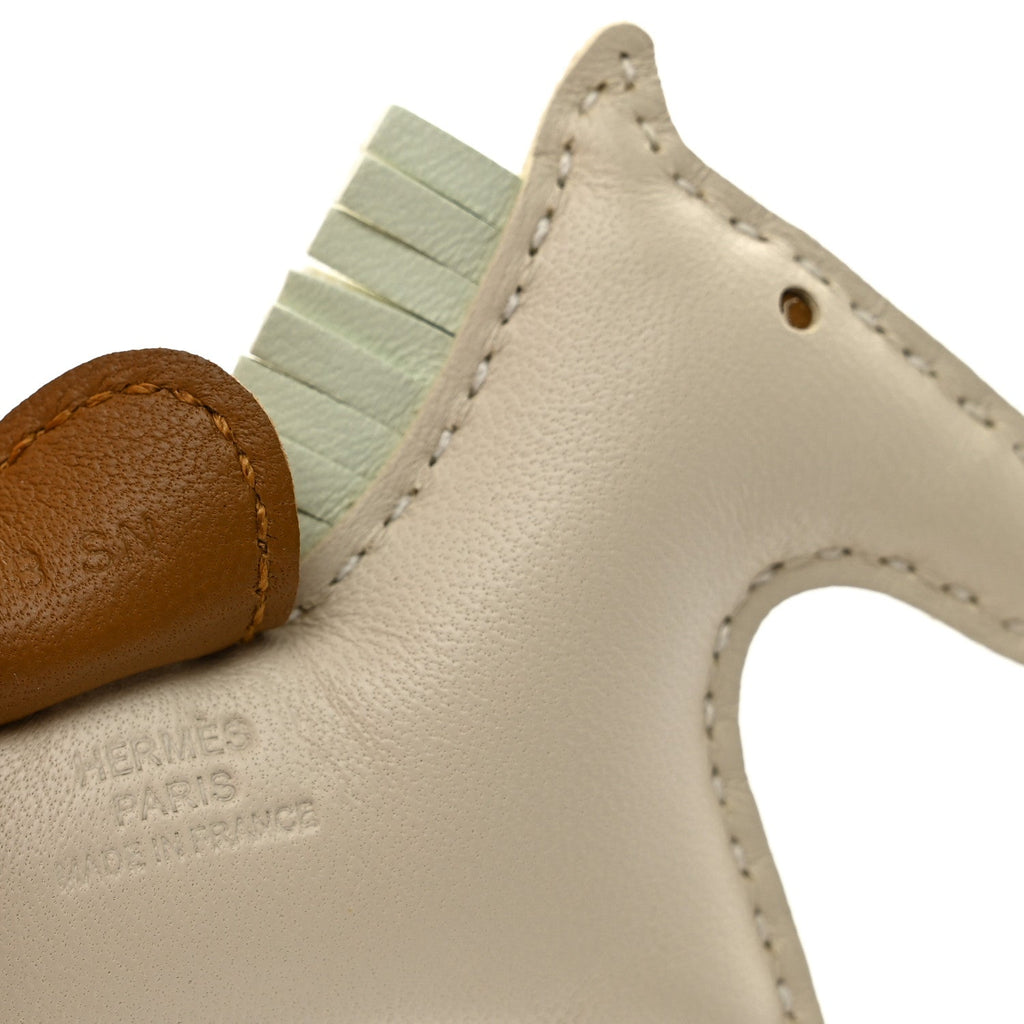 Milo Lambskin Grigri Rodeo Horse Bag Charm PM Craie Vert Fizz Kraft