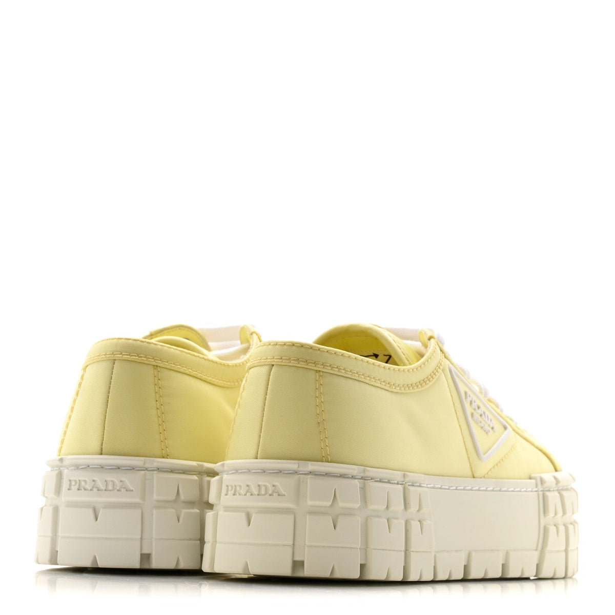 Re-Nylon Gabardine Triangle Logo Double Wheel 50mm Sneakers 38 Narciso