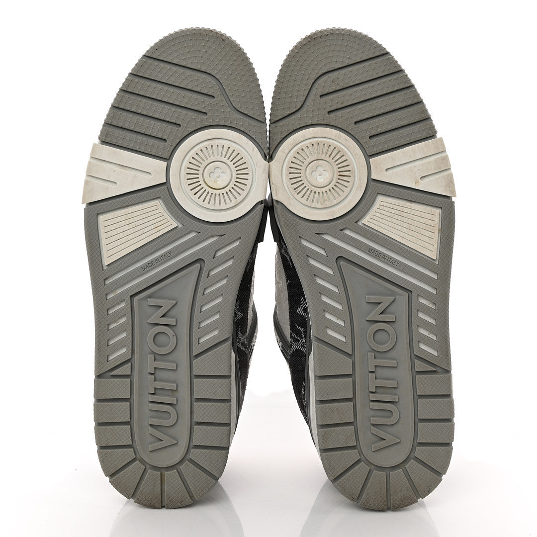 Calfskin Embossed Monogram Denim Mens LV Trainer Sneakers 5.5 Grey