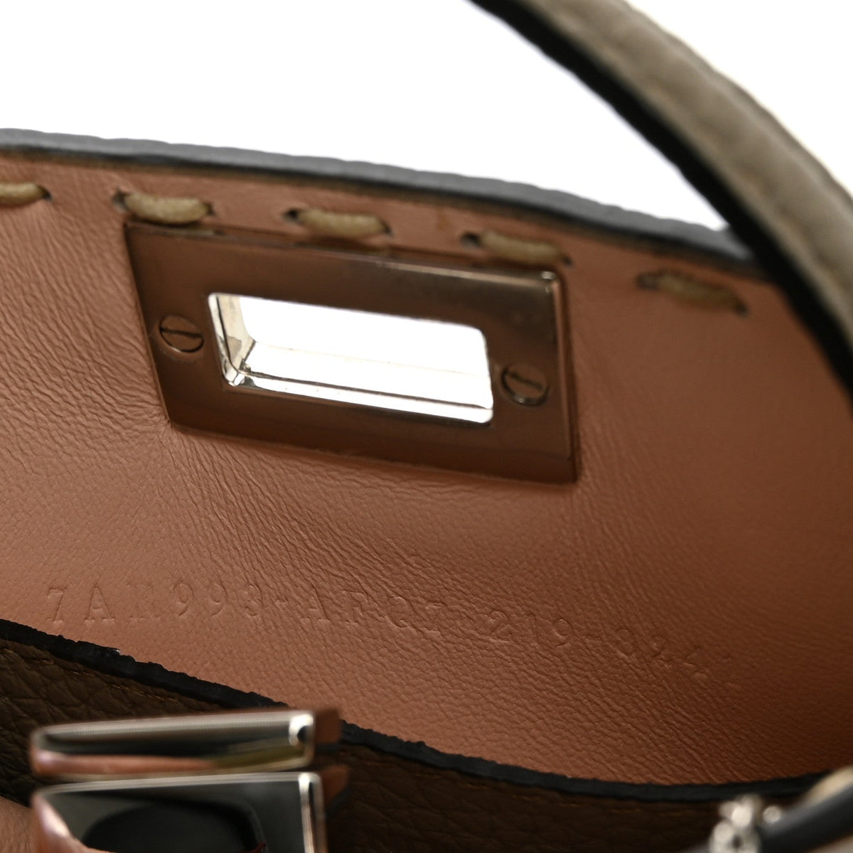 Vitello Stampa Granata Macro Stitchings Pico Peekaboo Charm Tartufo